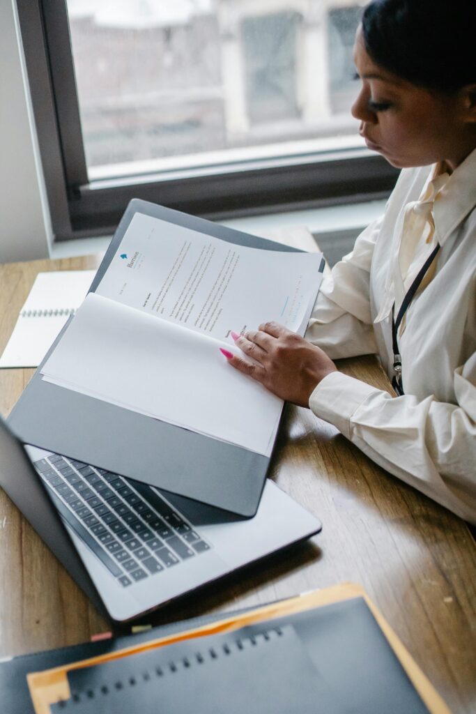 Reporting and compliance from EVALUA8